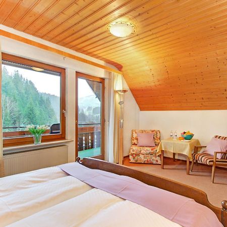 Decker'S Bio Hotel Zum Lamm Baiersbronn Exteriér fotografie